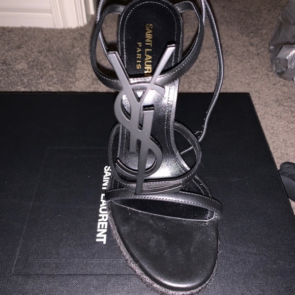 Saint Laurent Cassandra Opyum Wedge Sandals - Picture 4 of 6